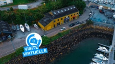 Ensemble Murs et fonds Voilerie et accastillage sur le port de Tréboul (Douarnenez - 29)