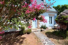 Maison spacieuse 4 chambres dont une au rez-de-chaussée, sous sol et garage aux portes de Tréboul-Douarnenez(29)