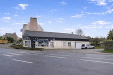 Local Commercial 123m² - Emplacement N°1 avec parking privatif