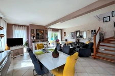 Landéda (29) Maison lumineuse avec jardin clos et garage proche plages et port