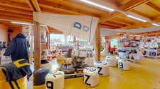 Ensemble Murs et fonds Voilerie et accastillage sur le port de Tréboul (Douarnenez - 29)
