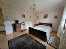 Maison néo-bretonne de plain-pied à vendre 8 pièces PLOMODIERN (29)