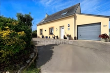 Landéda (29) Maison lumineuse avec jardin clos et garage proche plages et port