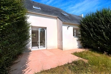 Douarnenez-Treboul(29) Maison 3 chambres avec jardin clos, terrasse et garage 