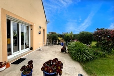 Landéda (29) Maison lumineuse avec jardin clos et garage proche plages et port