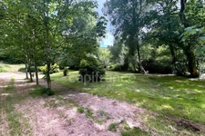 Terrain en zone natuelle protégée non constructible - 7138m² de nature - Prairie, ruisseau et tranquillité absolue Quimper (29)