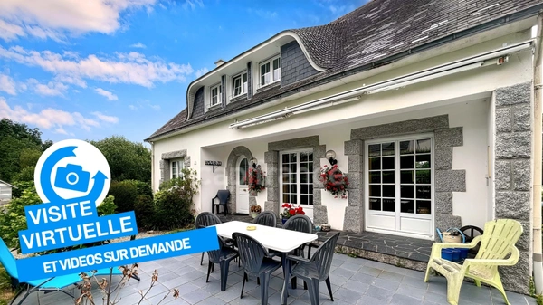 LE JUCH(29) Maison néo-bretonne de 148m² sur un terrain de 1000m², 4 chambres, garage, sous-sol