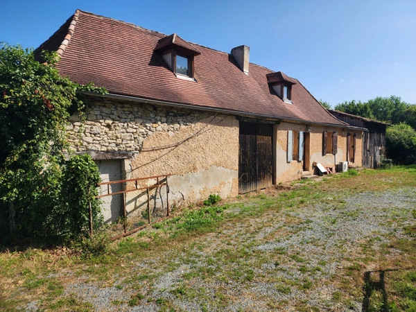 Maison à vendre 4 pièces MONFAUCON (24)