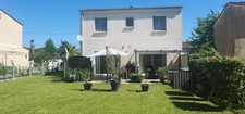   Sale  4-bed home — rented, ready, and close to everything. PINEUILH (33)