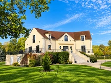 Moisson – Villa lumineuse de 280 m² dans un écrin de verdure aux portes de Paris
