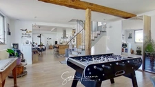 Esprit loft et volumes exceptionnels à vendre à Vauréal Village – 247 m², 9 pièces, 4 chambres