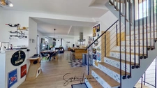 Esprit loft et volumes exceptionnels à vendre à Vauréal Village – 247 m², 9 pièces, 4 chambres