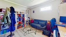 🏡 Chaleureuse maison familiale à vendre à Osny – 5 pièces, 3 chambres, sous-sol total et dépendance