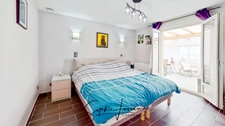 Maison récente de plain-pied à vendre en exclusivité à Authevernes – 152,35 m² – 5 pièces – 3 chambres – Double garage – Pièce cinéma / jeux 18 m²