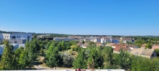 JOUY-LE-MOUTIER – Quartier de la Rosée - Appartement 2 pièces meublé • 41 m² • Terrasse • Parking • Vue dégagé