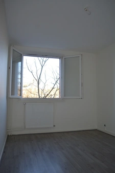 A Vendre Appartement  Feyzin 69320 T4 CLÉS EN MAIN 78m² - 3 ÉTAGE - PARKING & CAVE - 159 000€ FAI 💎