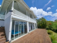 PROPRIÉTÉ D'EXCEPTION AVEC VUE DÉGAGÉE, PISCINE ET JACUZZI