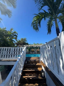 PROPRIÉTÉ D'EXCEPTION AVEC VUE DÉGAGÉE, PISCINE ET JACUZZI