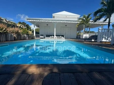 PROPRIÉTÉ D'EXCEPTION AVEC VUE DÉGAGÉE, PISCINE ET JACUZZI