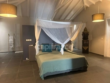 PROPRIÉTÉ D'EXCEPTION AVEC VUE DÉGAGÉE, PISCINE ET JACUZZI