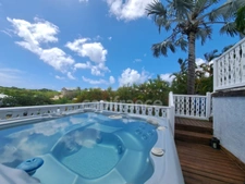 PROPRIÉTÉ D'EXCEPTION AVEC VUE DÉGAGÉE, PISCINE ET JACUZZI