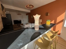 Colocation, une chambre disponible dans un bel appartement très récent
