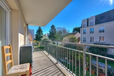 Charmant Appartement T2 avec Balcon et Parking à Longjumeau