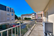 Charmant Appartement T2 avec Balcon et Parking à Longjumeau