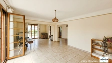 Maison à vendre - 6 pièces, 156m² à Avrainville - sous-sol total et terrain arboré de 1 555 m² 