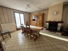 Maison à vendre  pièces  (27)