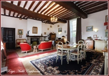 Dpt Ille et Vilaine (35), for sale CHERRUEIX Property with 20 rooms on 4 hectares.
