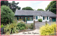 A vendre à la MEZIERE (35) Maison de plain-pied dans un parc Floral.