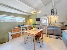 Maison mitoyenne / Appartement de 75m2 et jardin a ALLINGES 299000€