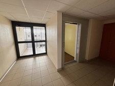 ✨ A vendre  Béziers (34500) – Superbe Duplex T3 au dernier étage avec Terrasse, Ascenseur et parking privatif ✨