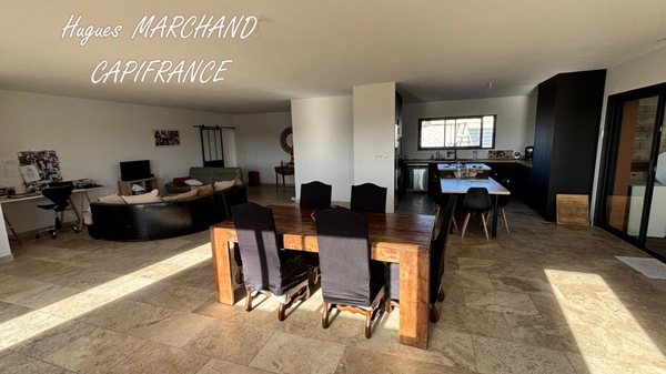 Maison à vendre 10 pièces LESPIGNAN (34)