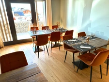 FDC et MURS - A vendre LES SAISIES (73), restaurant équipé 238m2, disponibilité immédiate