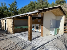 À VENDRE – CAMPING 4**** FDC et TERRAIN 7HA – 100 EMPLACEMENTS DONT 70 EXPLOITES, CA 300KE