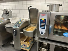 FDC et MURS - A vendre LES SAISIES (73), restaurant équipé 238m2, disponibilité immédiate