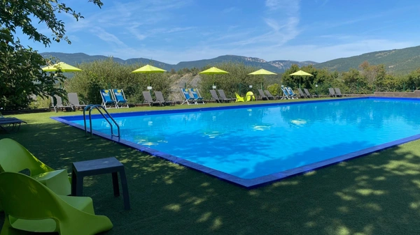 À VENDRE – CAMPING 4**** FDC et TERRAIN 7HA – ANCIEN CAMPING NATURISTE, CA 300KE