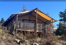 À VENDRE – CAMPING 4** AVEC MURS – 100 EMPLACEMENTS, ATYPIQUES & PANORAMA EXCEPTIONNEL