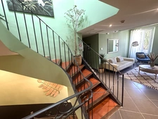 A vendre VAR (83), FDC avec MURS, hotel de charme 3*** climatisé 15 CH, restaurant, 7 mois d'activité CA 221KE