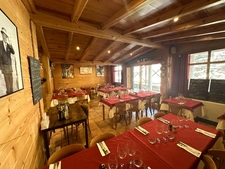 LA FOUX D'ALLOS (04), FDC et MURS, à vendre restaurant avec terrasse CA 170KE