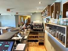 Murs commerciaux à vendre LES SAISIES (73), restaurant 238m2, possibilité acquérir le FDC