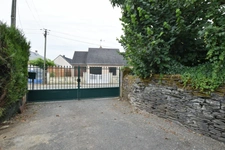 Maison en plein centre d'Avrillé avec grand terrain