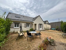 Maison en plein centre d'Avrillé avec grand terrain