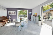 Maison contemporaine aux belles prestations !