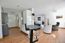 Maison contemporaine aux belles prestations !