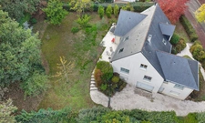 Luxury contemporary house in a very privileged environment! 
