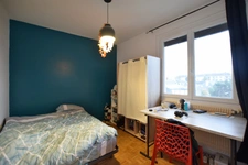 Appartement T4 en bon état avec cave et garage !