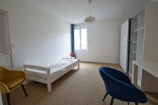 Immeuble de rapport au coeur de la place Bichon à Angers !